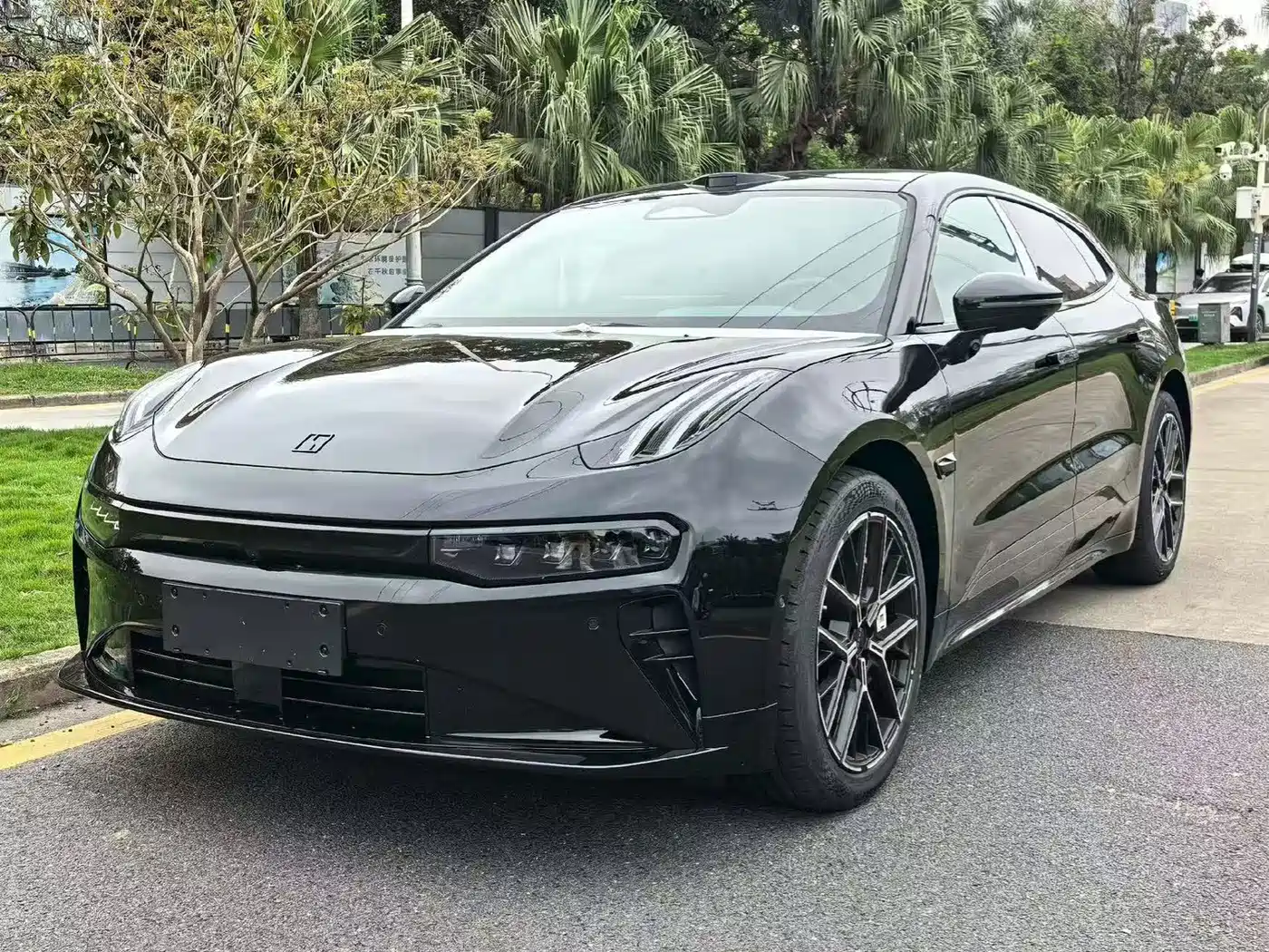 ZEEKR EXTREME KRYPTON 001