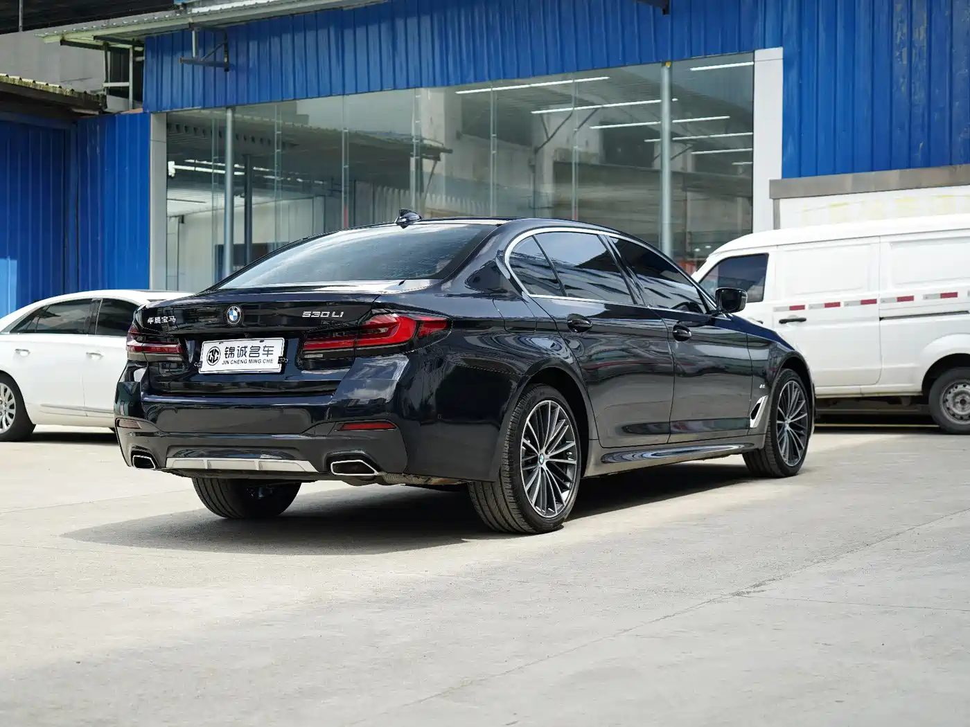 BMW 5 Series 2023 Facelift 530Li Leading M Sport Package фото 12