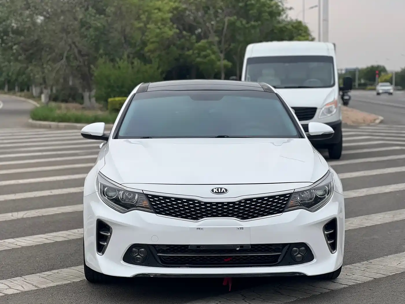 Kia K5 2016 1.6T Automatic LUX фото 2