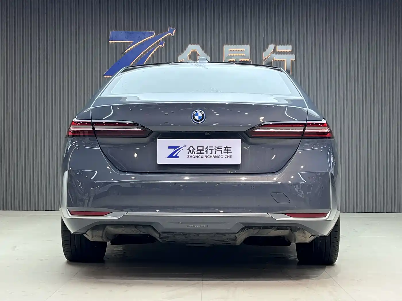 BMW i5 2024 eDrive 35L Premium Luxury Package фото 4