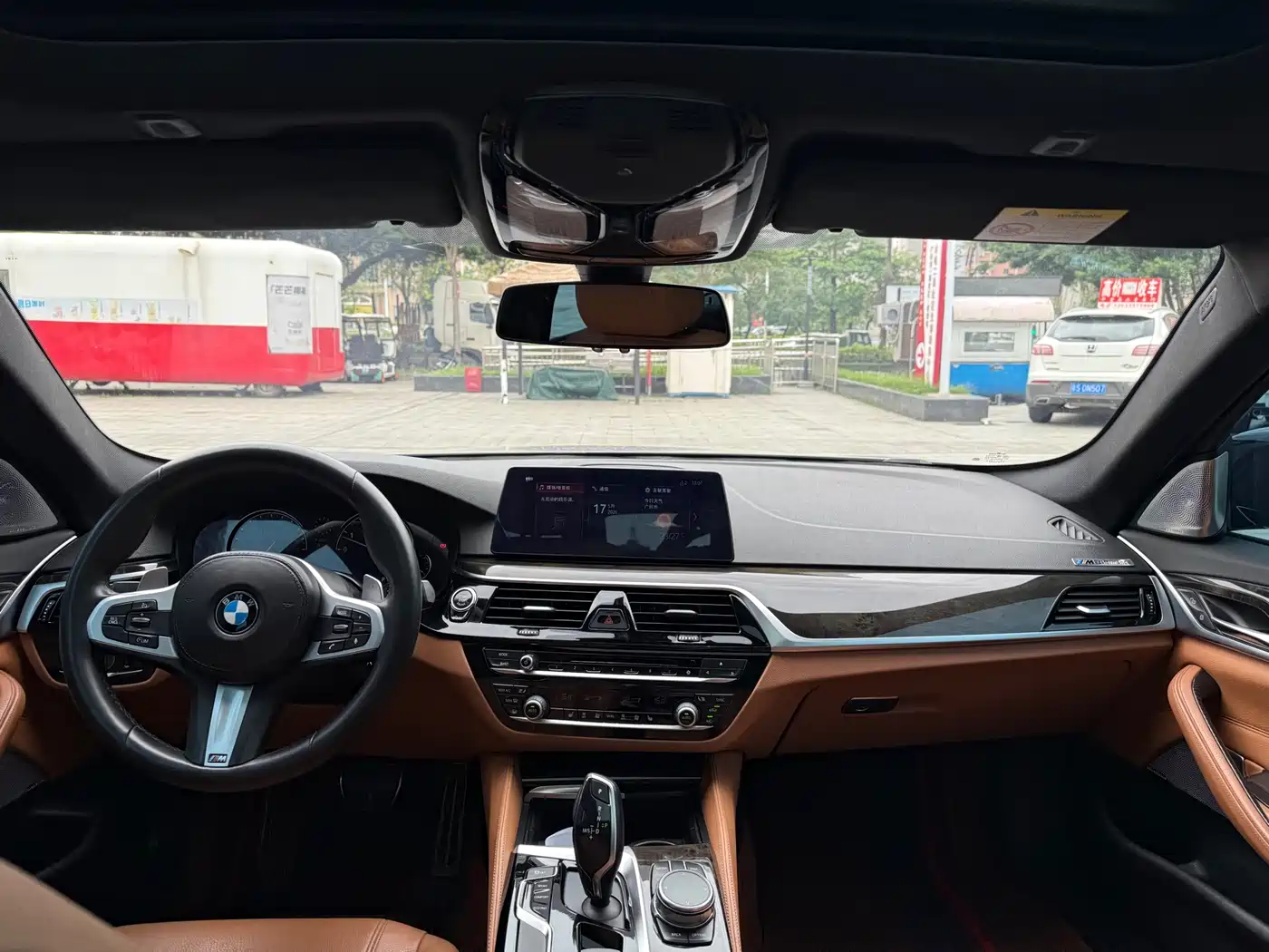 BMW 5 Series 2018 530Li xDrive M Sport Package фото 13