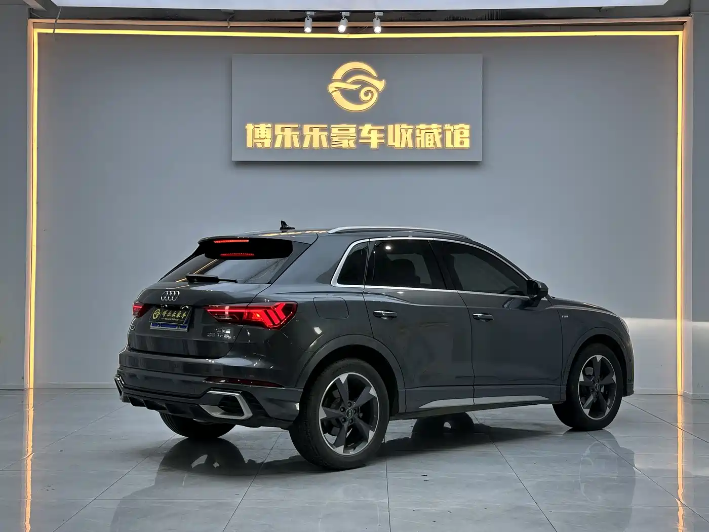 Audi Q3 2024 35 TFSI Fashion Sport фото 4