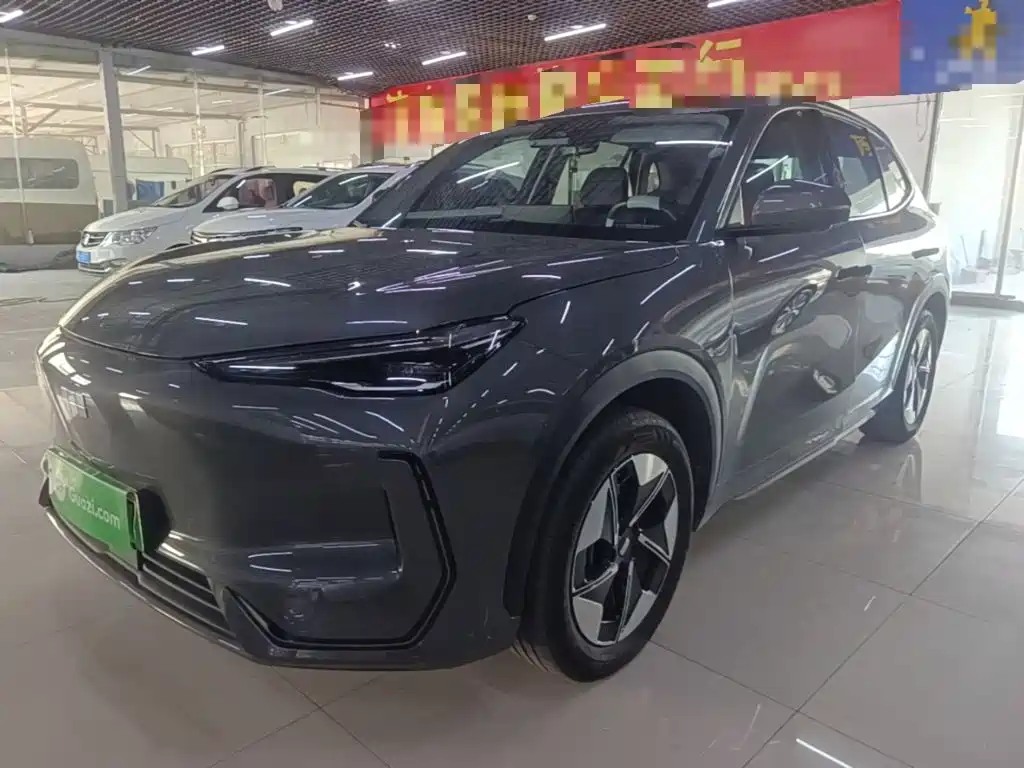 Фото 2 - Geely Galaxy Galaxy E5