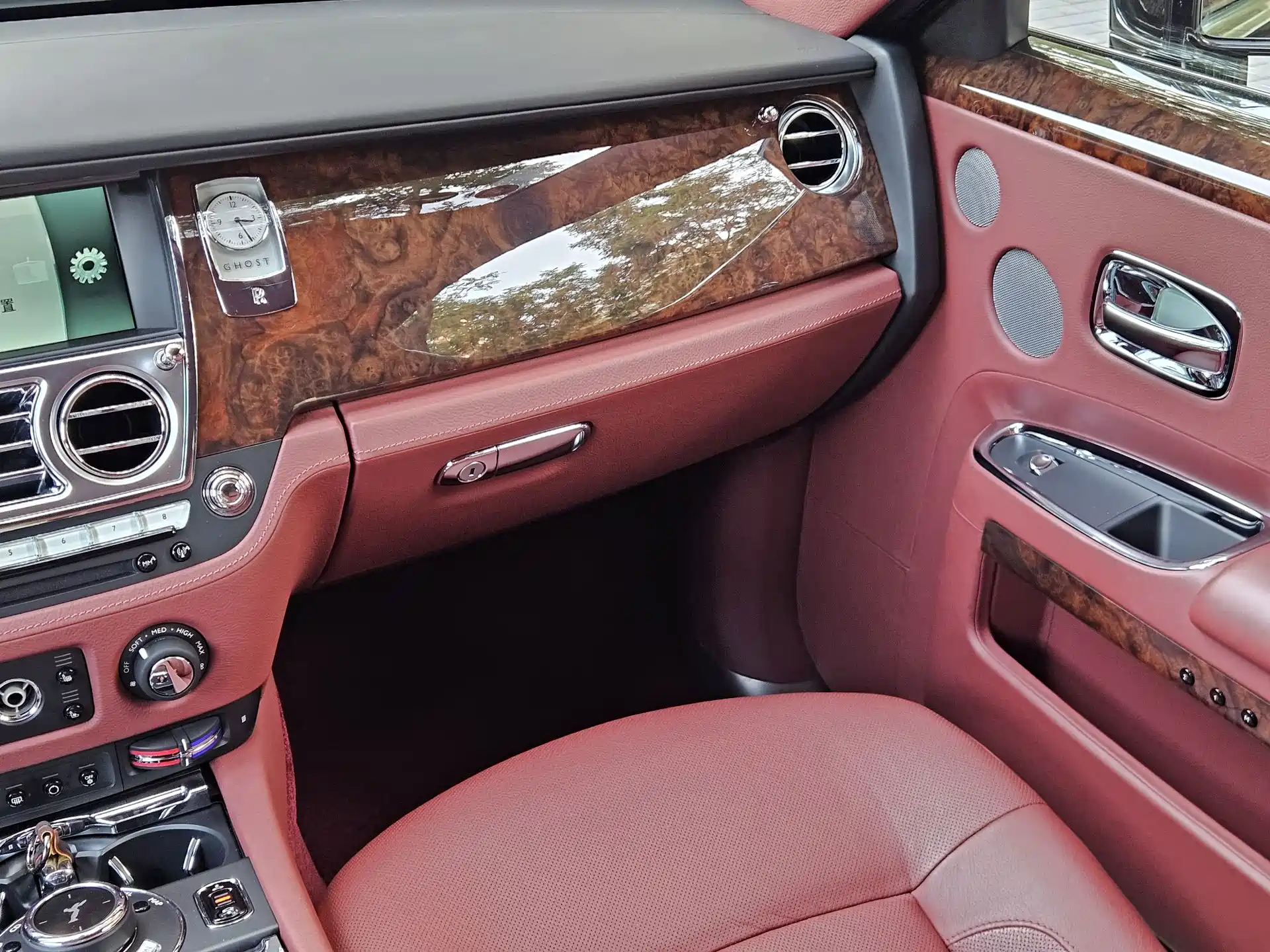 Фото 10 - Rolls-Royce Ghost