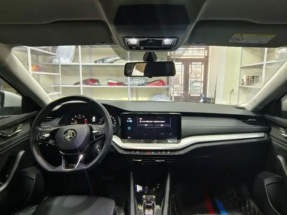 Škoda Octavia 2022 PRO TSI280 Premium Edition фото 19