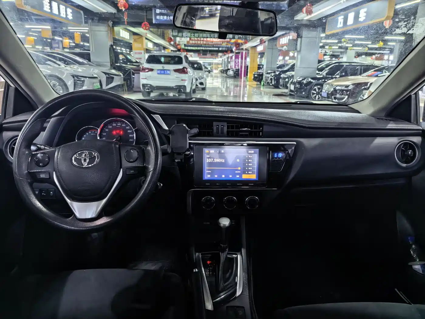Toyota Levin 2017 Facelift 185T CVT Elite (China V) фото 6