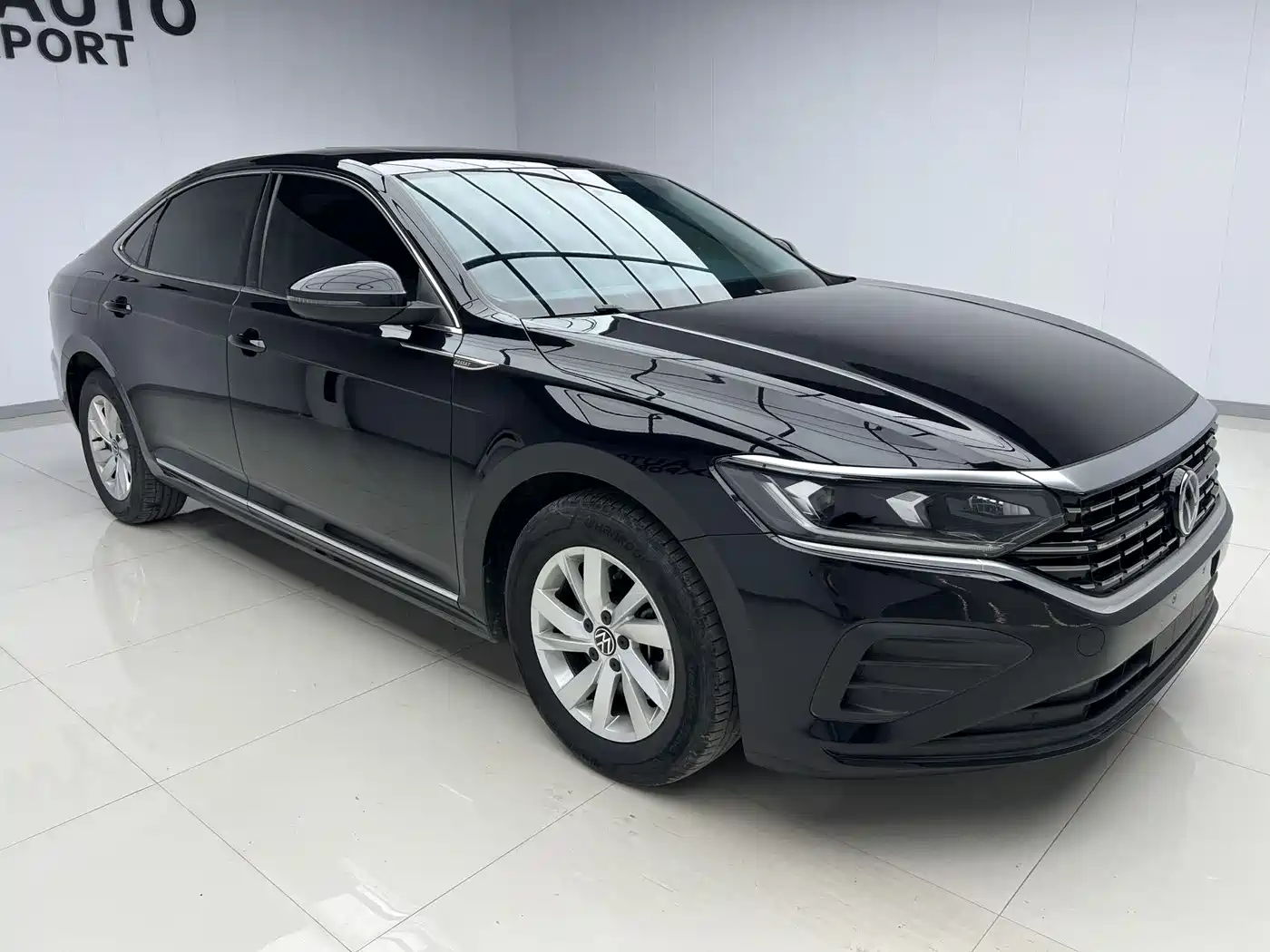 Volkswagen Passat 2022 280TSI Business Edition фото 3