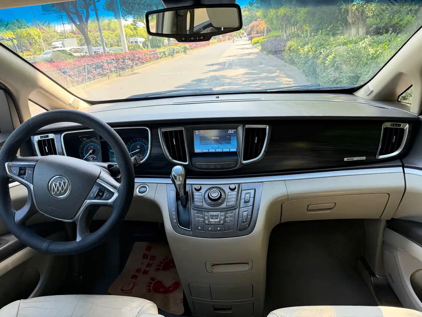 Buick GL8 2013 3.0L XT Luxury Business Flagship Edition фото 15