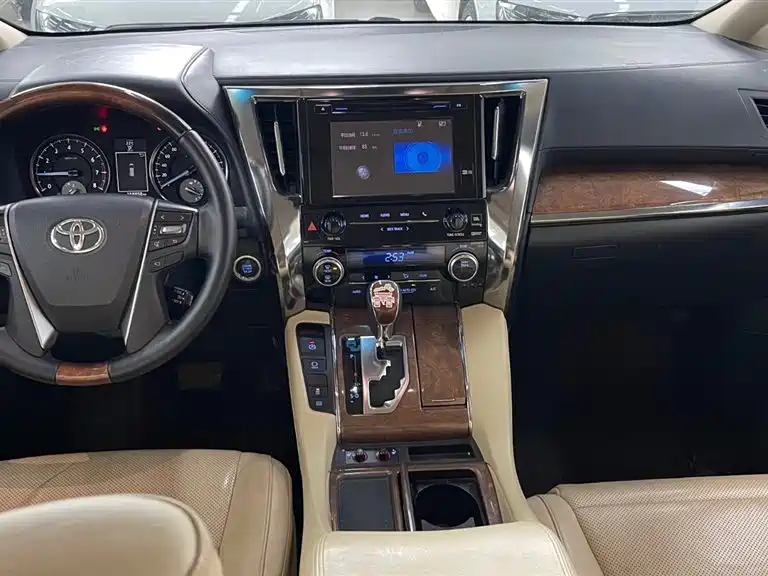 Toyota Alphard 2018 3.5L Premium фото 13