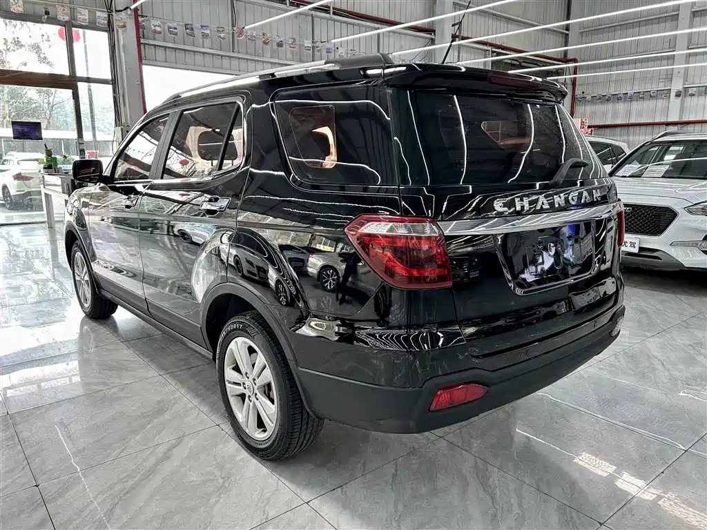 CHANGAN CHANGAN AUCHAN CX70