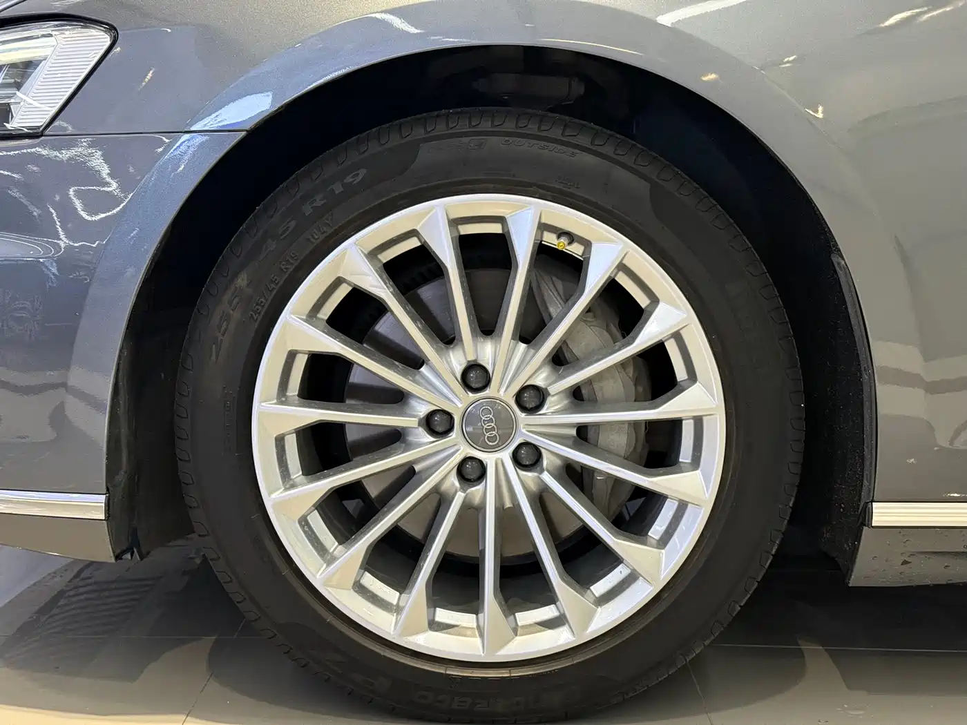 Audi A8 2021 A8L 50 TFSI quattro Comfort фото 9