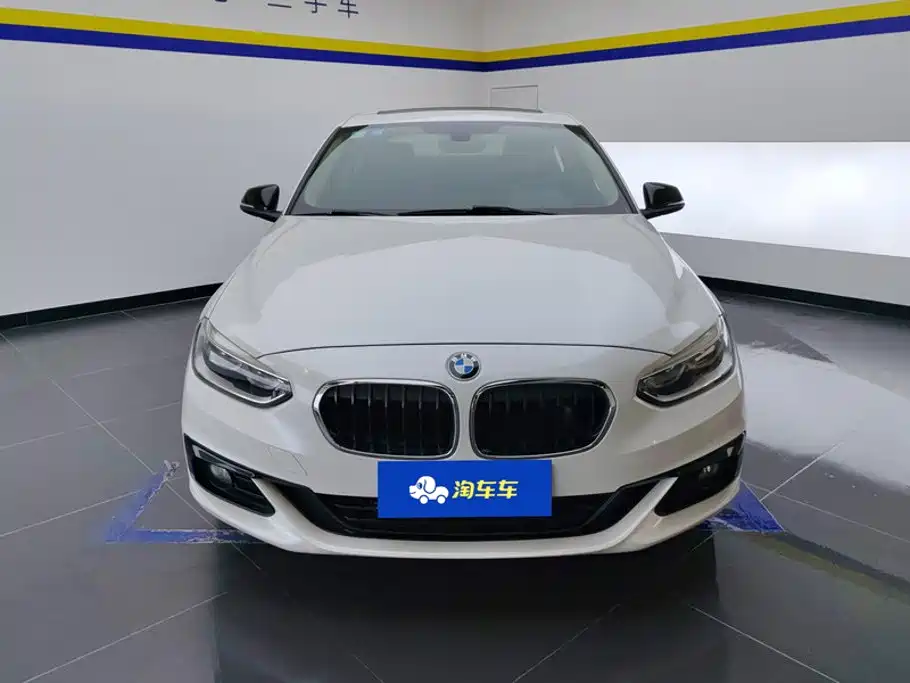 BMW 1 Series 2017 2017 118i Sport