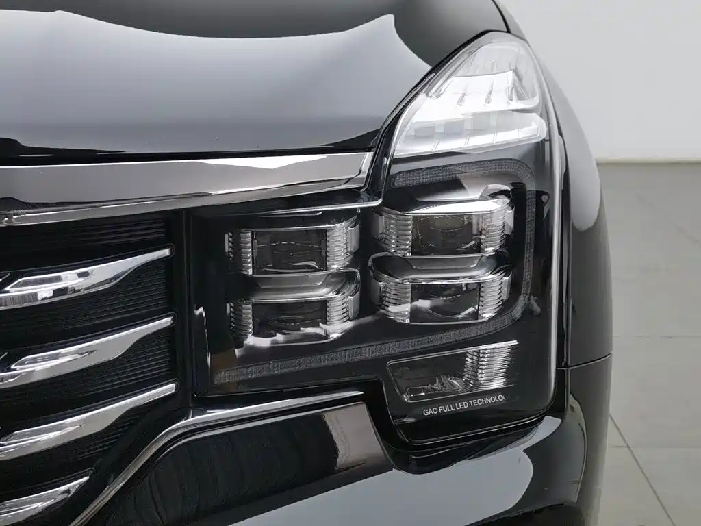 GAC Trumpchi Trumpchi GS7 2017 2017 320T 2WD Luxury Smart Connect