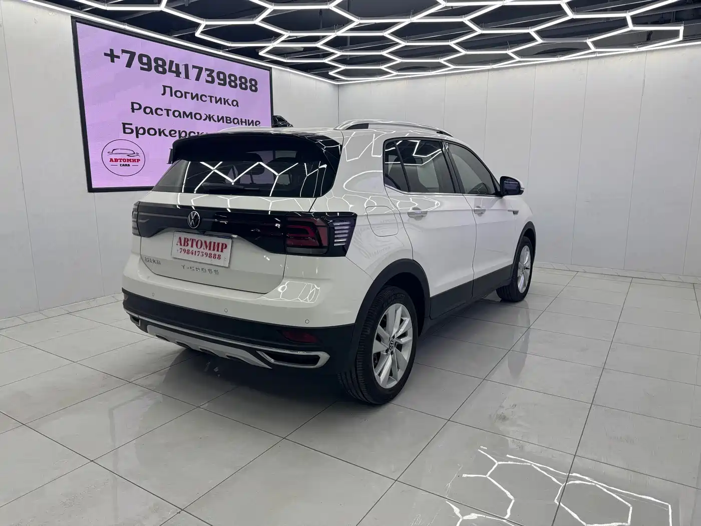 Volkswagen T-Cross 2022 1.5L Automatic Comfort Edition фото 6