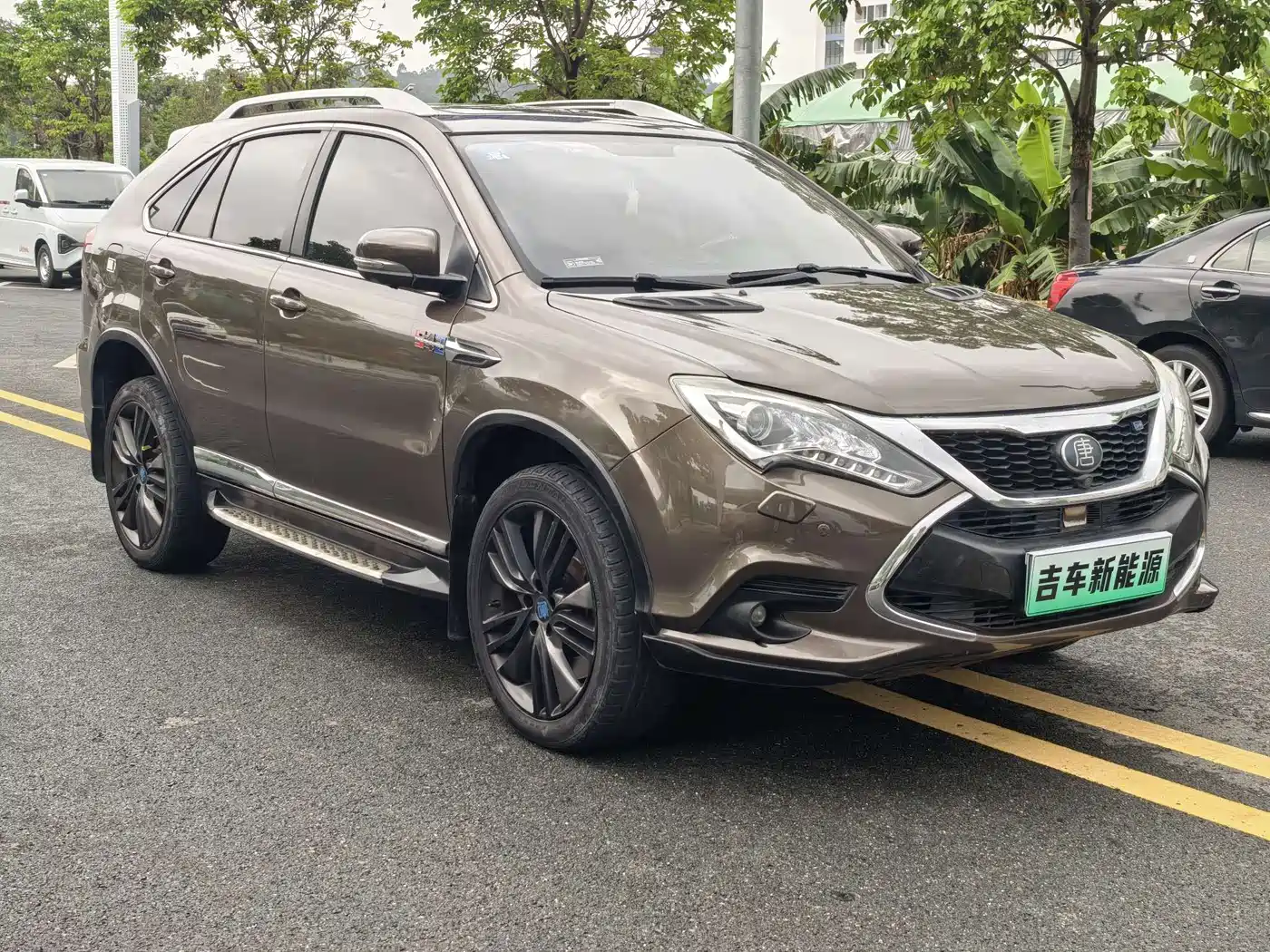BYD Tang New Energy 2017 Model 2.0T Full-time 4WD Elegance фото 3