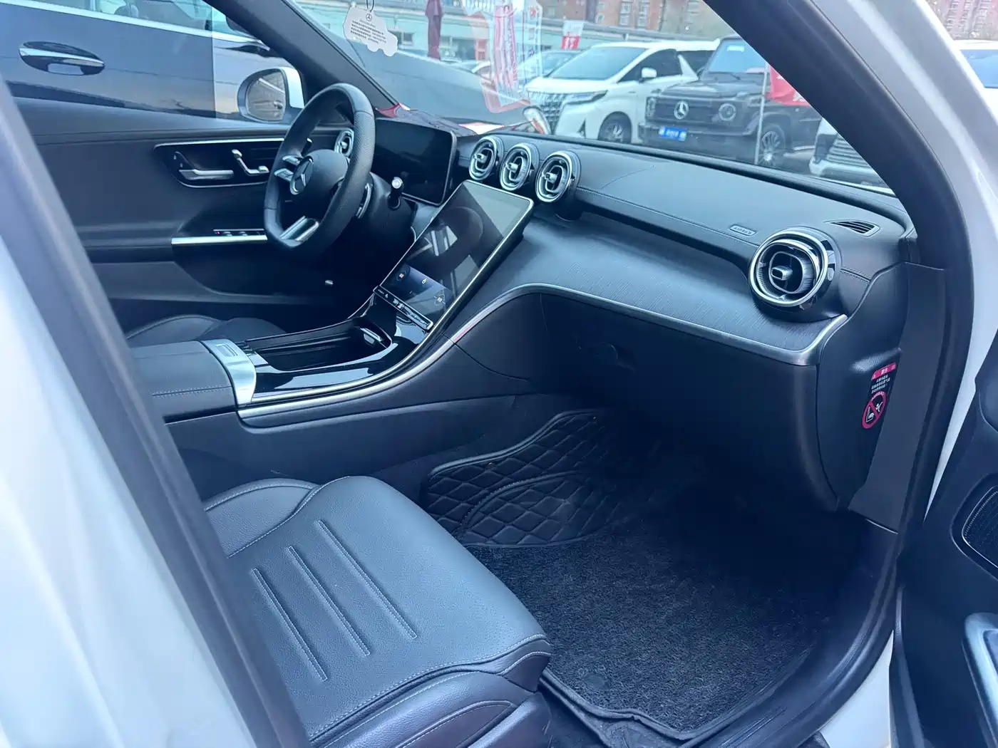 Mercedes-Benz C-Class 2024 C 260 L 4MATIC Sport фото 14