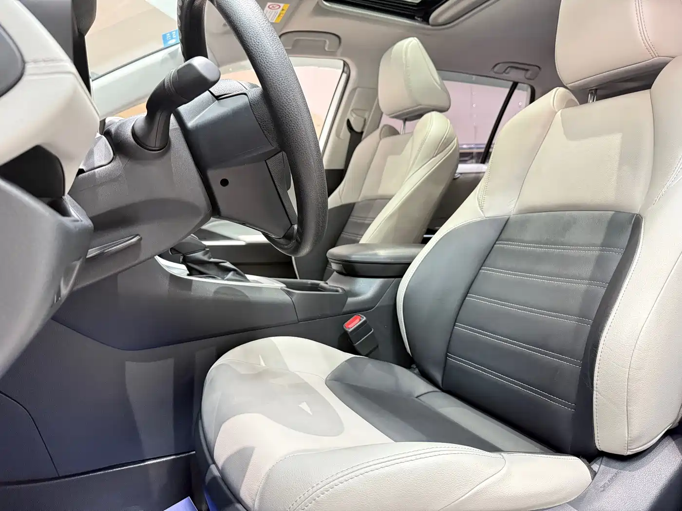 Toyota Wildlander 2020 2020 2.0L CVT AWD Luxury Edition