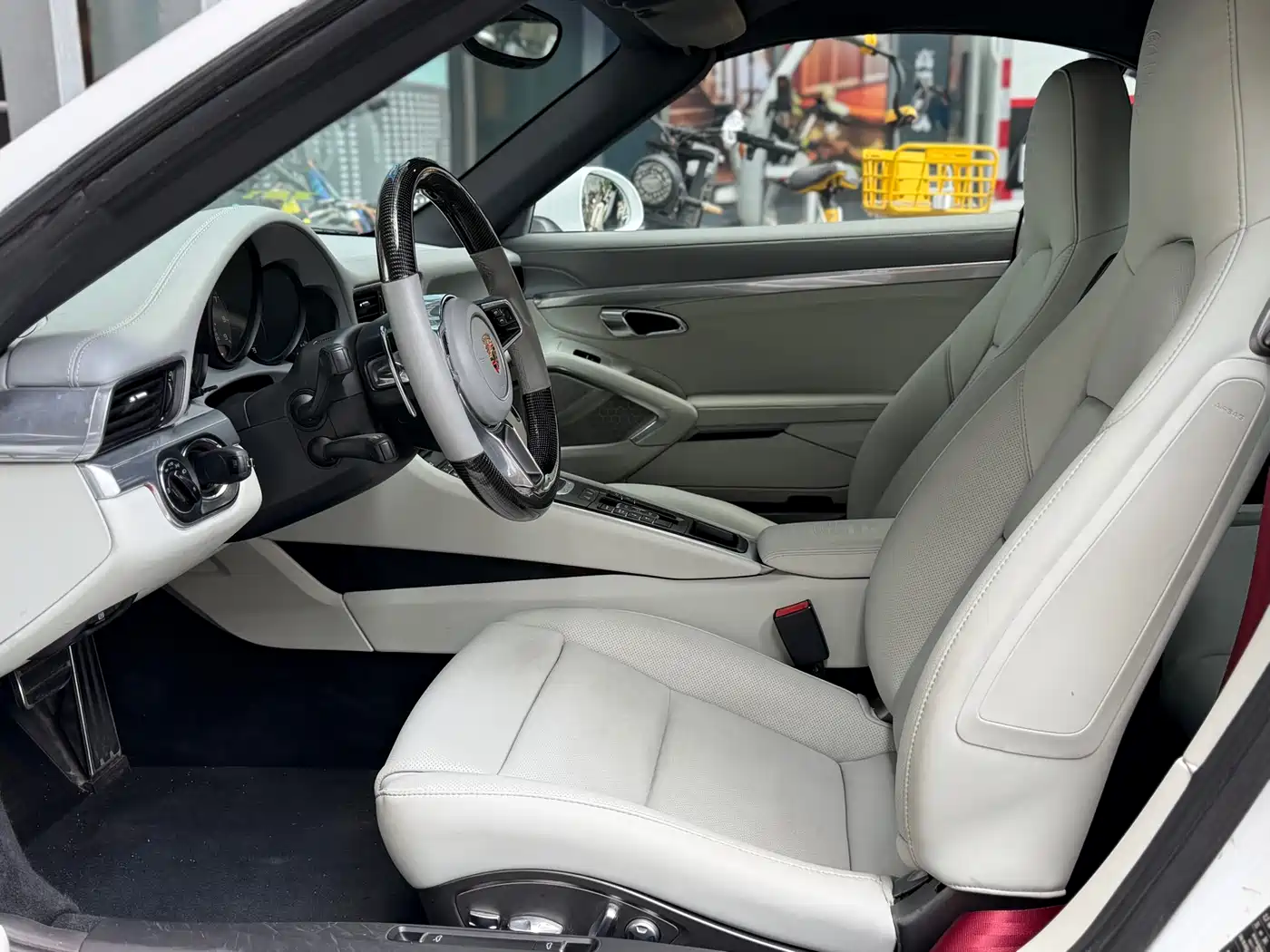 Porsche 911 2012 Carrera S Cabriolet 3.8L фото 9