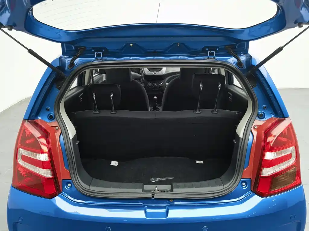 Photo 16 - Suzuki Alto