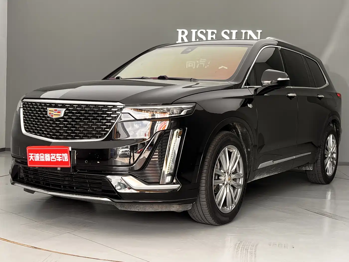 Cadillac XT6 2021 28T 6-Seater Luxury фото 25