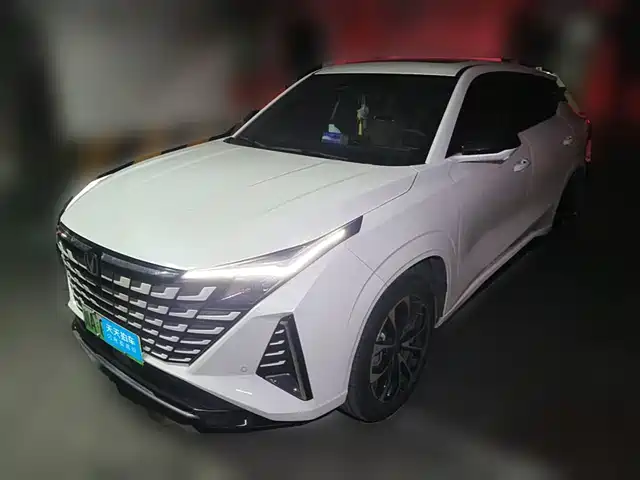 Changan UNI-Z New Energy 2024 Blue Whale iDD 125km Surpassing Edition — фото 1