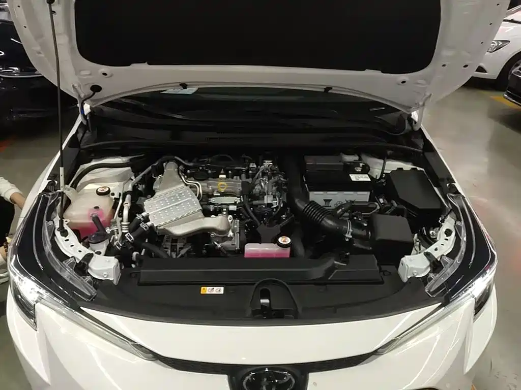 Toyota Levin 2022 185T CVT Luxury Edition фото 20