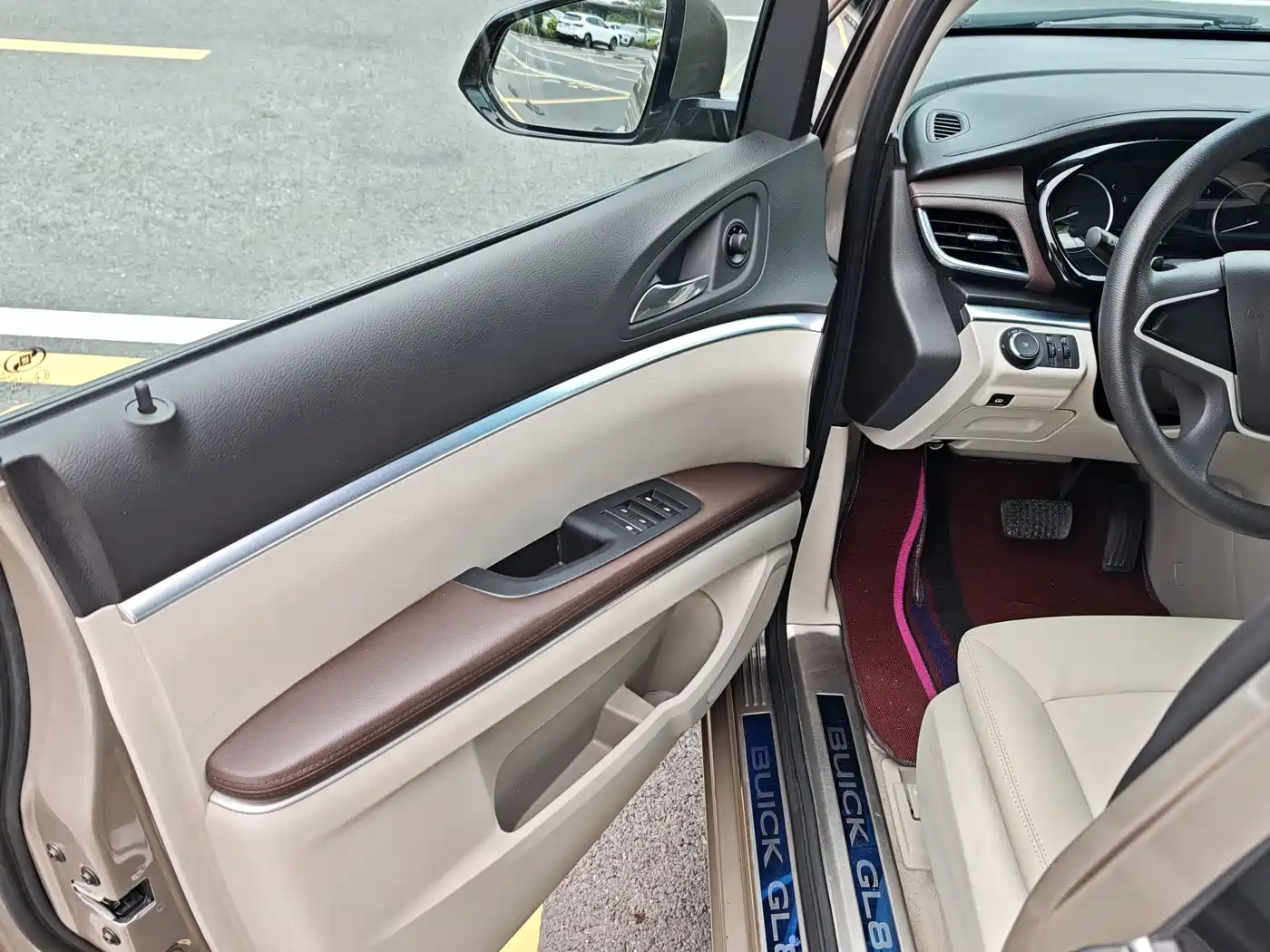 Buick GL8 2022 Land Business Class 652T Comfort фото 13