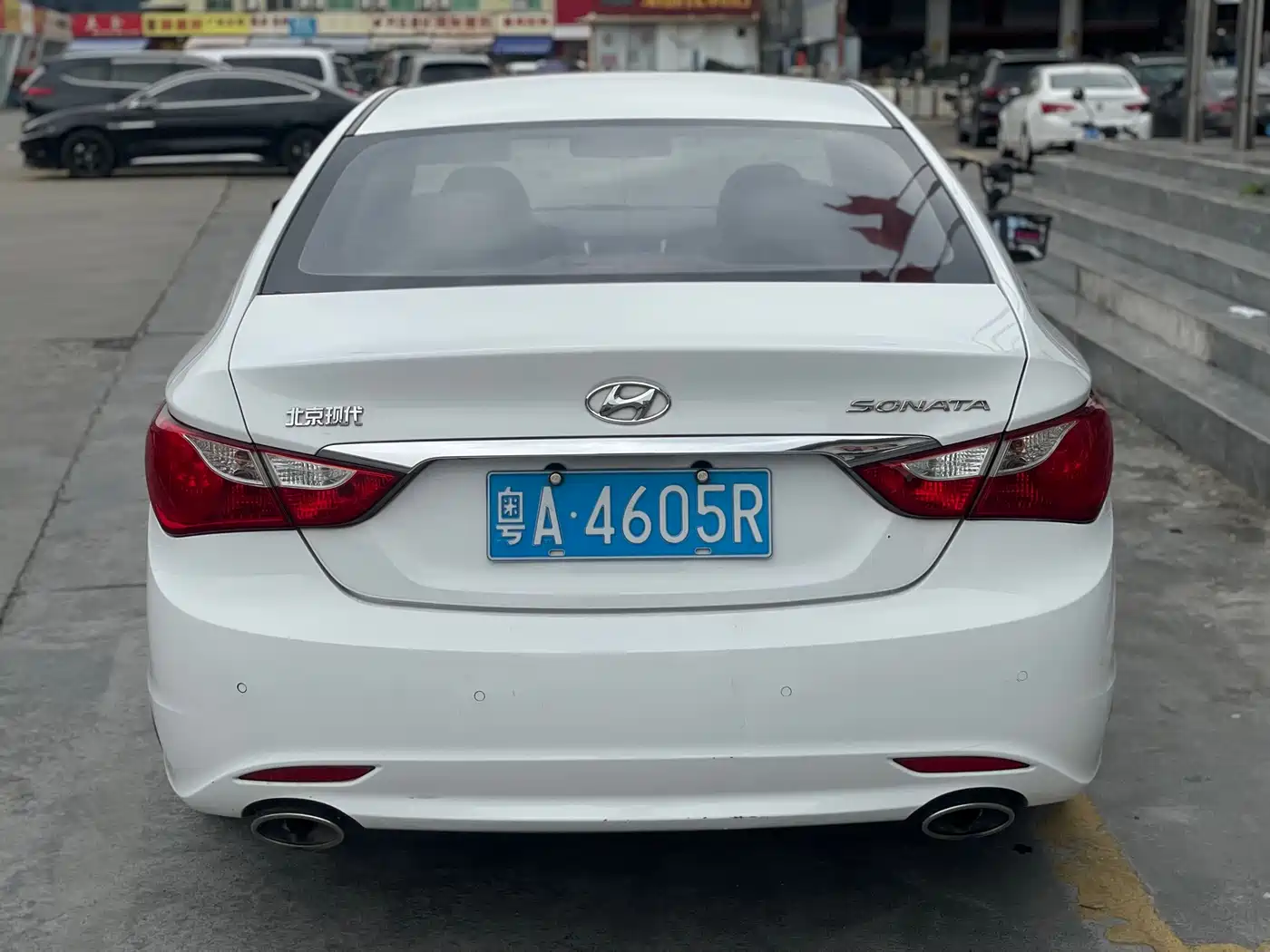 Hyundai Sonata 2014 2.0L Automatic Luxury фото 5