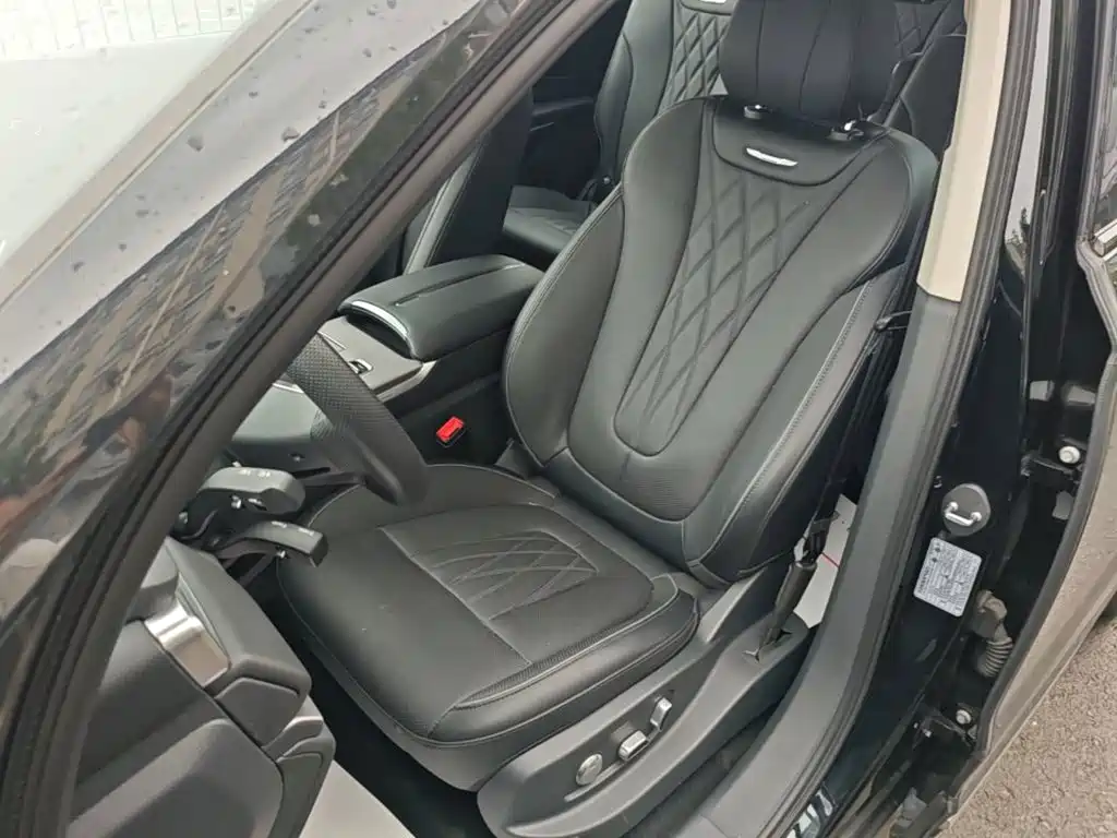 Hongqi HS7 PHEV 2024 2024 2.0T PHEV 4WD Flagship Edition 6-seater