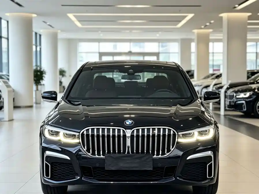BMW 7-SERIES