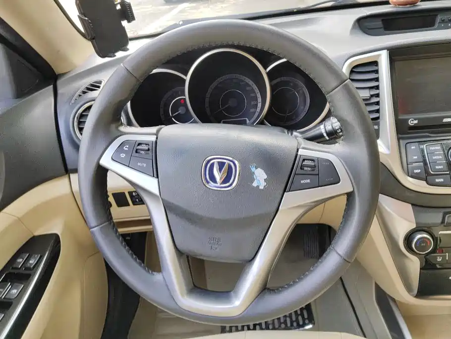 Changan Eado 2015 2015 1.6L Manual Luxury (China IV)