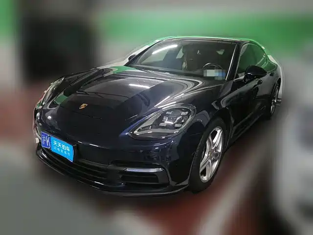 Porsche Panamera 2017 Panamera 3.0T — фото 1