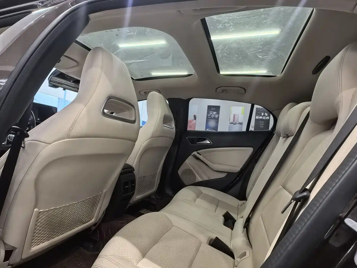 Mercedes-Benz GLA 2017 GLA 220 4MATIC Fashion фото 9