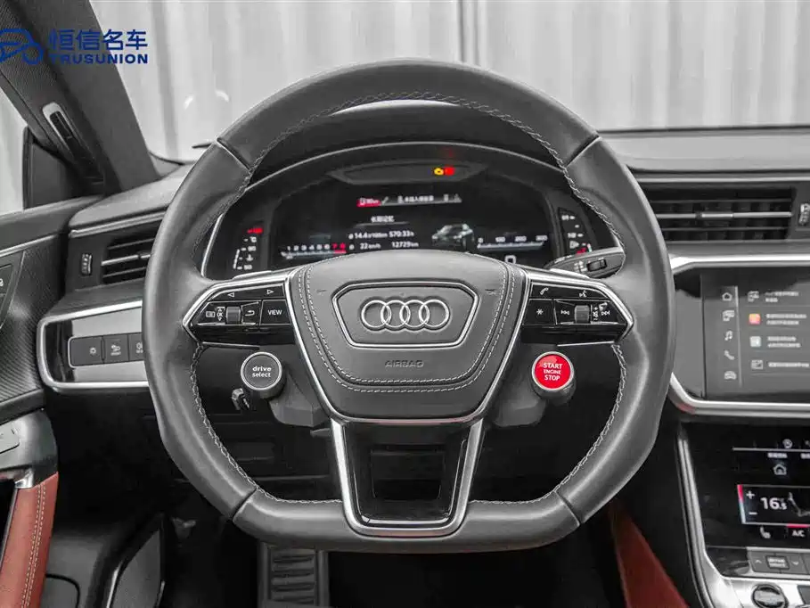 Audi A7L 2024 45 TFSI quattro S-line Black Warrior Edition фото 17