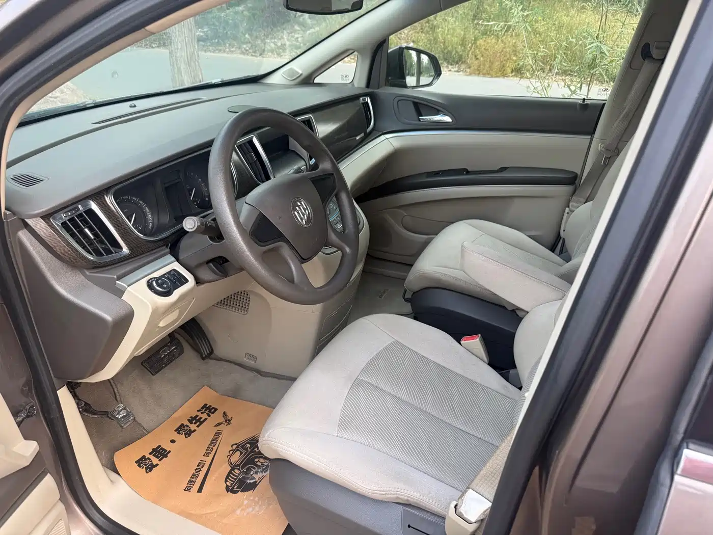 Buick GL8 2011 2011 2.4L CT Luxury Business Comfort Edition