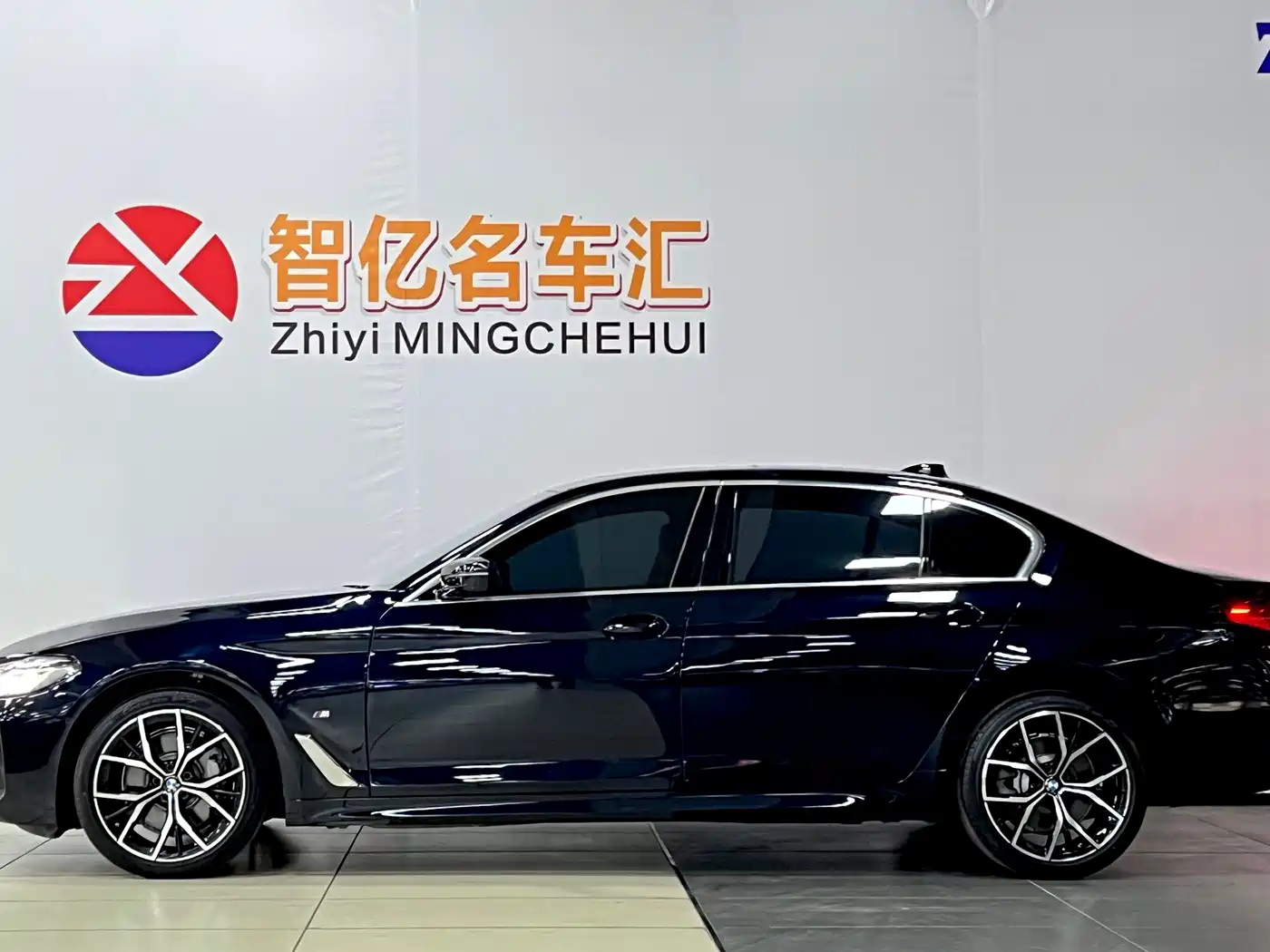 BMW 5 Series 2021 Facelift 530Li Premium M Sport Package фото 4