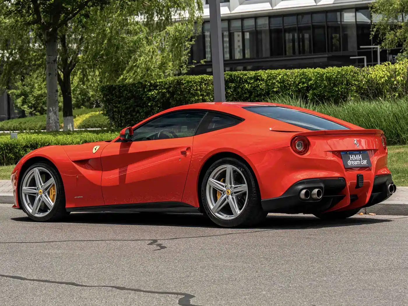 Ferrari F12berlinetta 2013 6.3L Standard фото 10