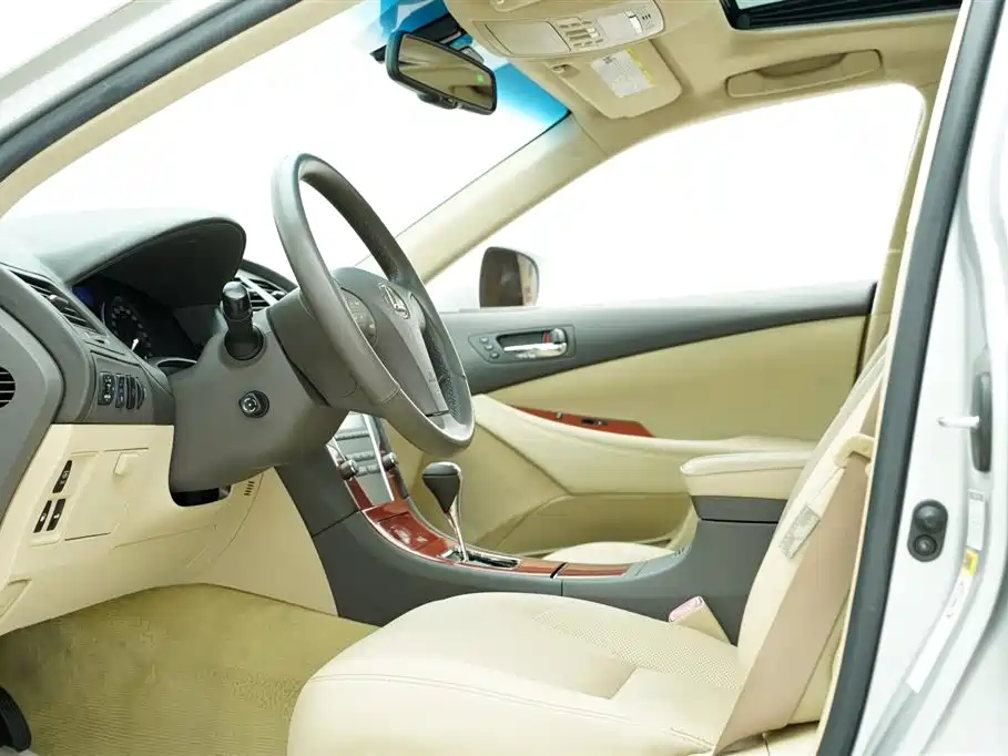 Lexus ES 2006 350 фото 8