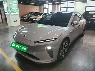 NIO ET5