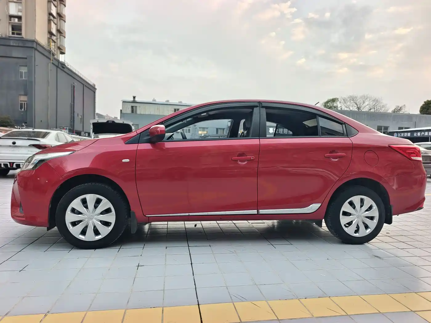 Toyota YARiS L Zhi Xiang 2021 1.5L CVT Leading Edition фото 5