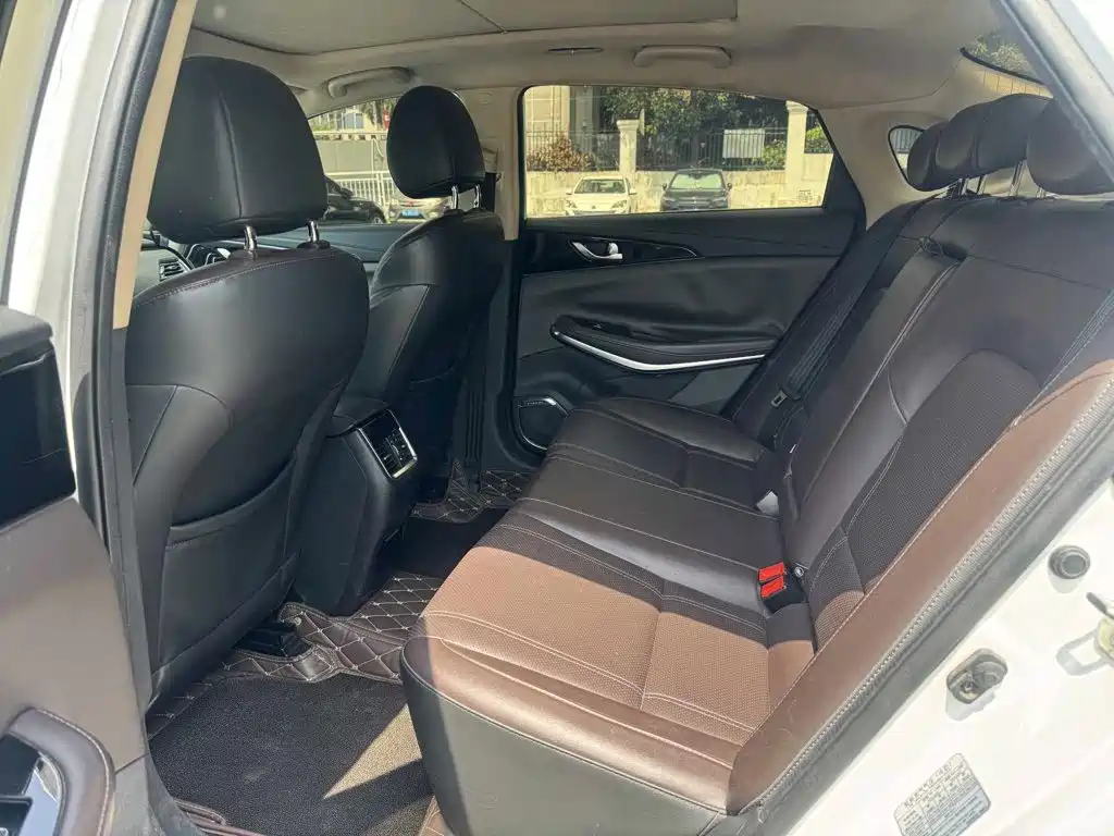 Changan Raeton CC 2019 2018 1.5T Automatic Elegance Starry Sky Edition China V