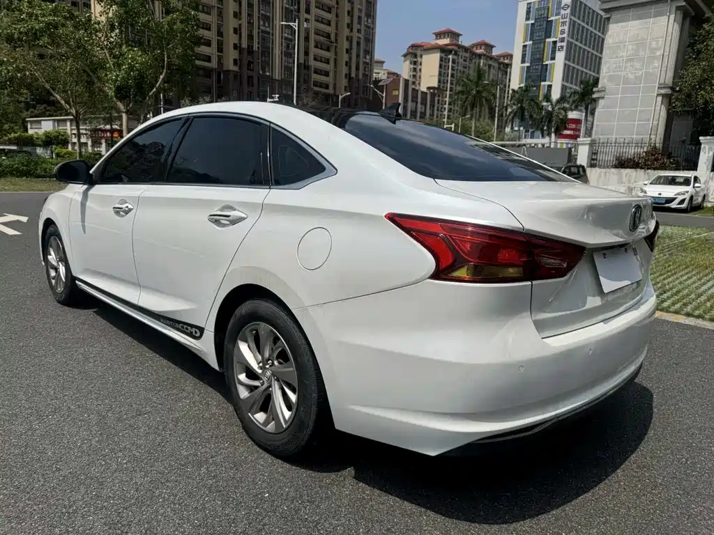 Changan Raeton CC 2019 2018 1.5T Automatic Elegance Starry Sky Edition China V