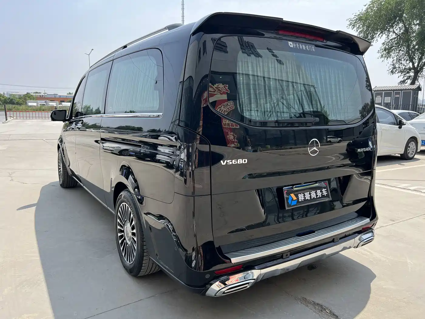 Mercedes-Benz Vito 2023 2.0T Business 7-Seater фото 13