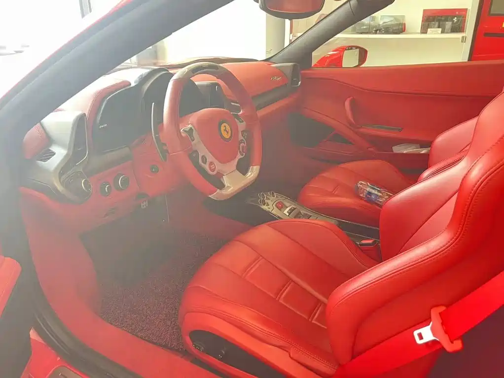 Ferrari 458 2015 2013 4.5L Spider