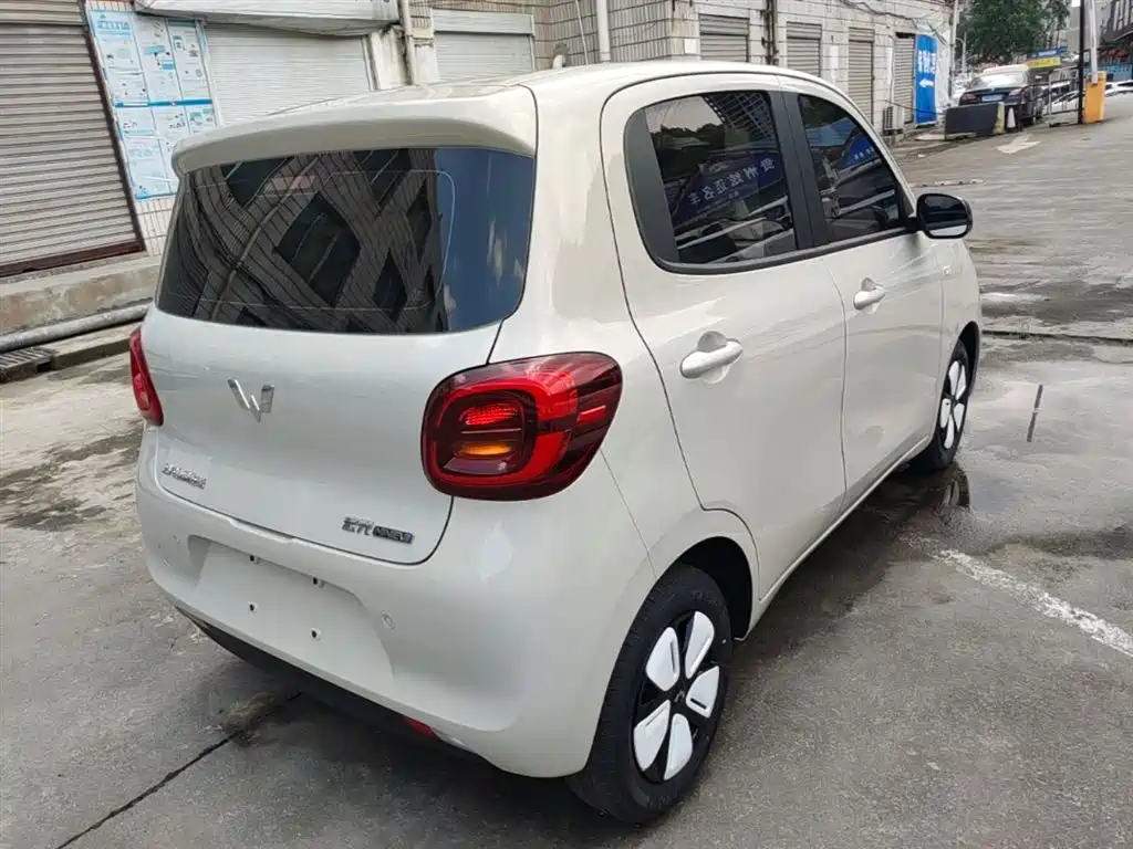Фото 7 - Wuling Motors Hongguang MINIEV
