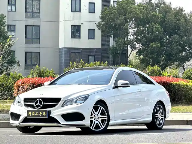 MERCEDES-BENZ E CLASS