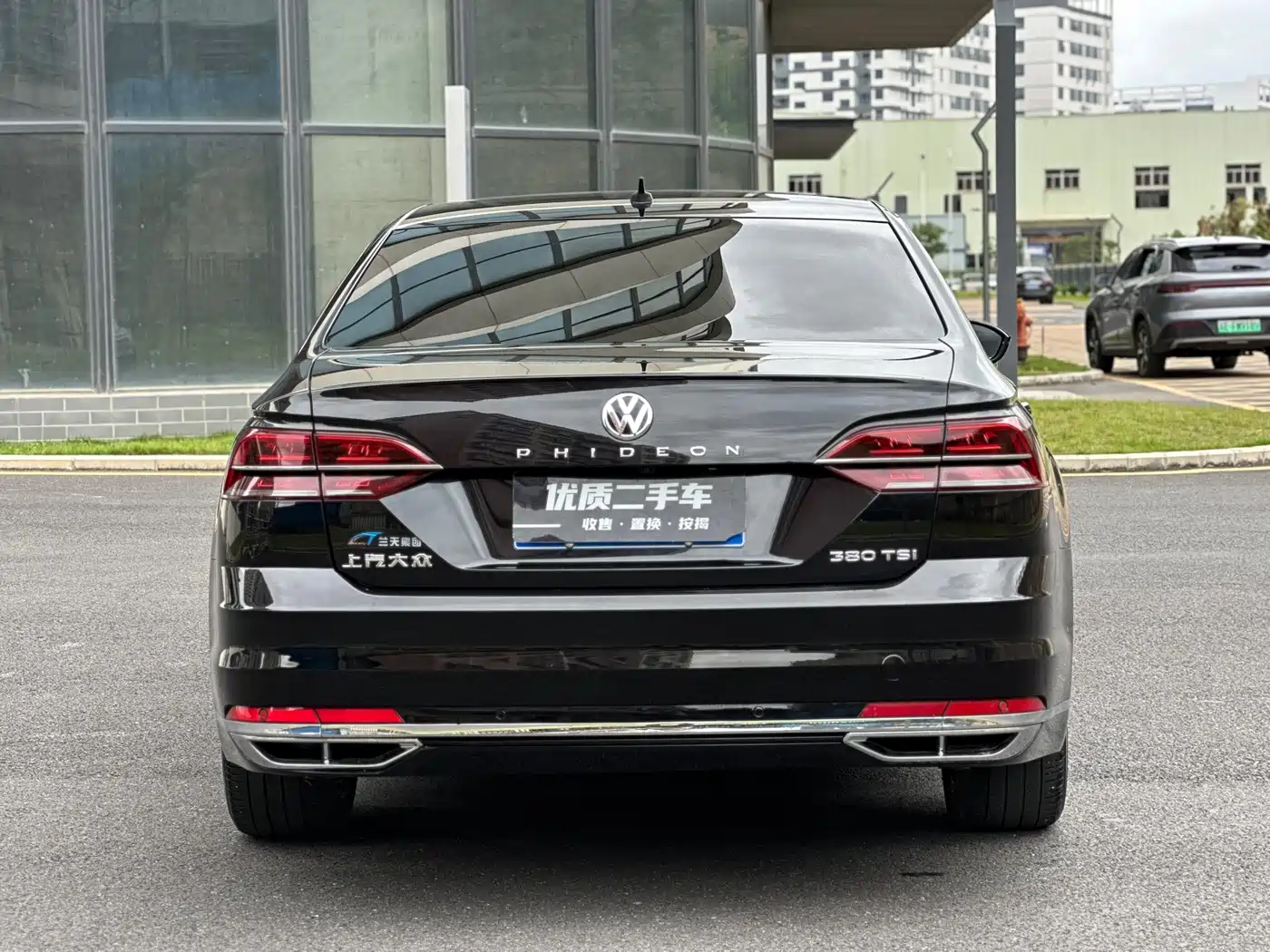 Volkswagen Phideon 2018 Facelift 380TSI FWD Business фото 8