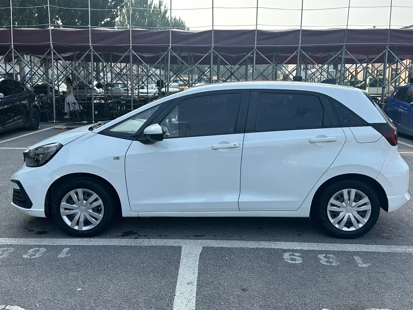 Фото 4 - Honda Fit