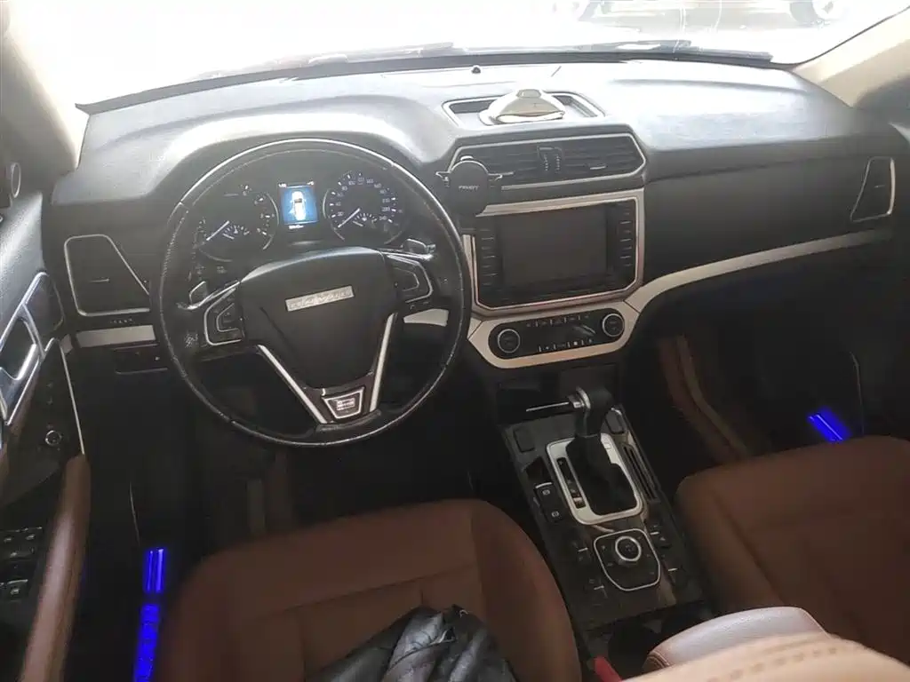 Haval H6 Coupe 2016 Blue Label 1.5T Automatic 2WD Elite фото 16