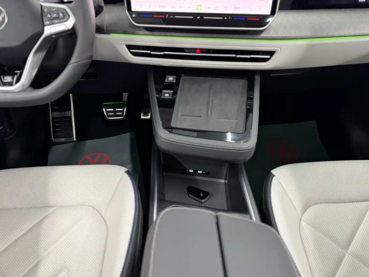 Volkswagen Talagon 2025 450TSI R-Line 6-Seater фото 25
